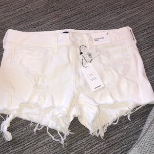 🤍white jean shorts